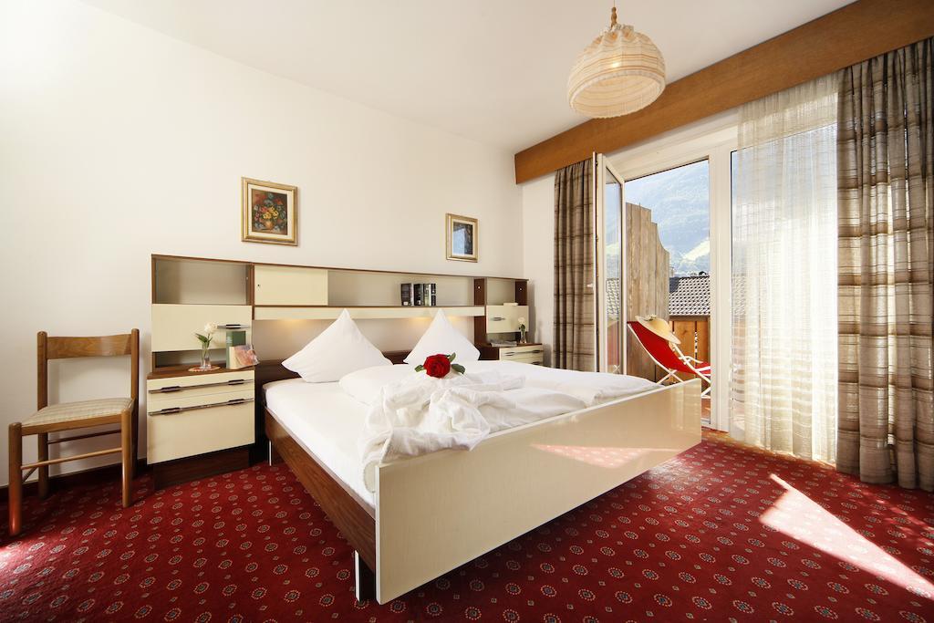 Alpina Residence Натурно Номер фото