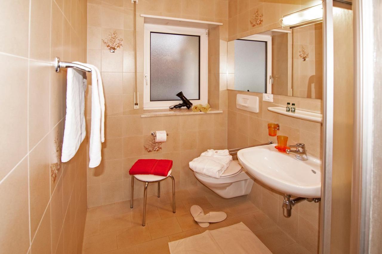 Alpina Residence Натурно Экстерьер фото